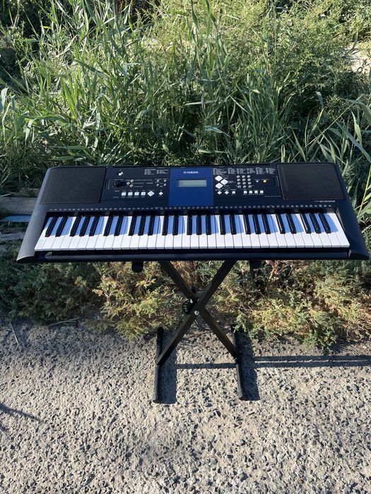Синтезатор Yamaha YPT-330