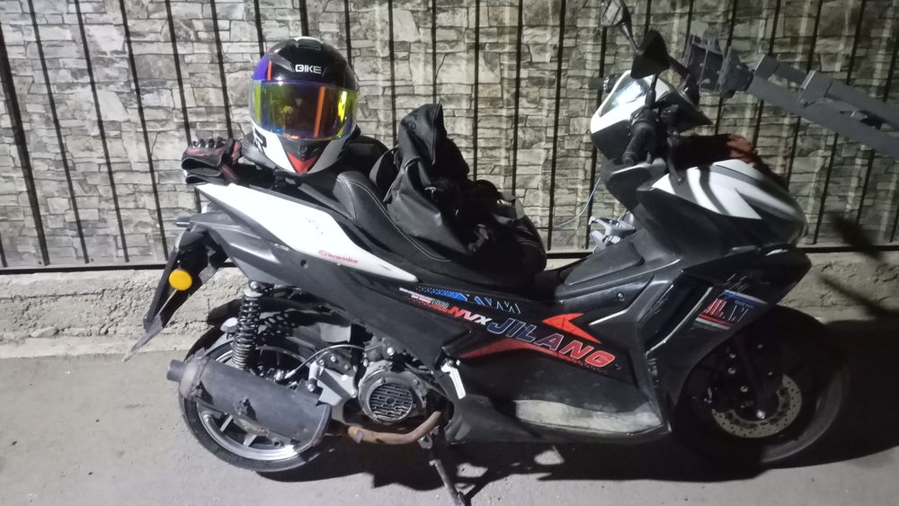 Мопед N-MAX 180 куб срочно