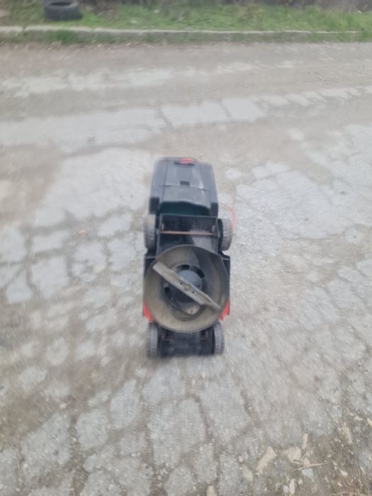 Електрическа Косачка BOSCH