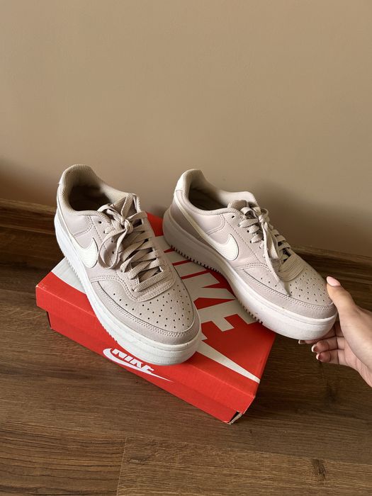 Маратонки Nike Court Vision Alta Leather