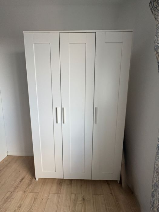 Dulap alb cu 3 usi Ikea