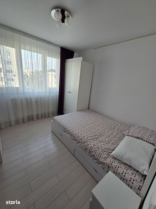 Închiriez apart . 3 camere zona Trapezului, complet mobilat și utilat