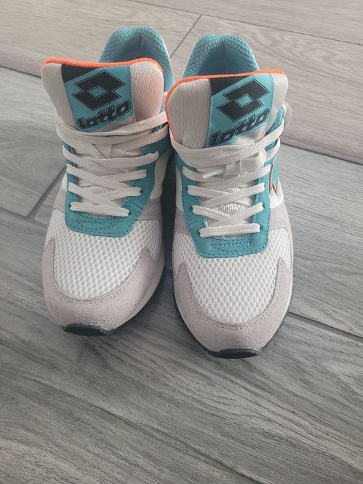 Adidasi dama Lotto, 36.5, impecabili