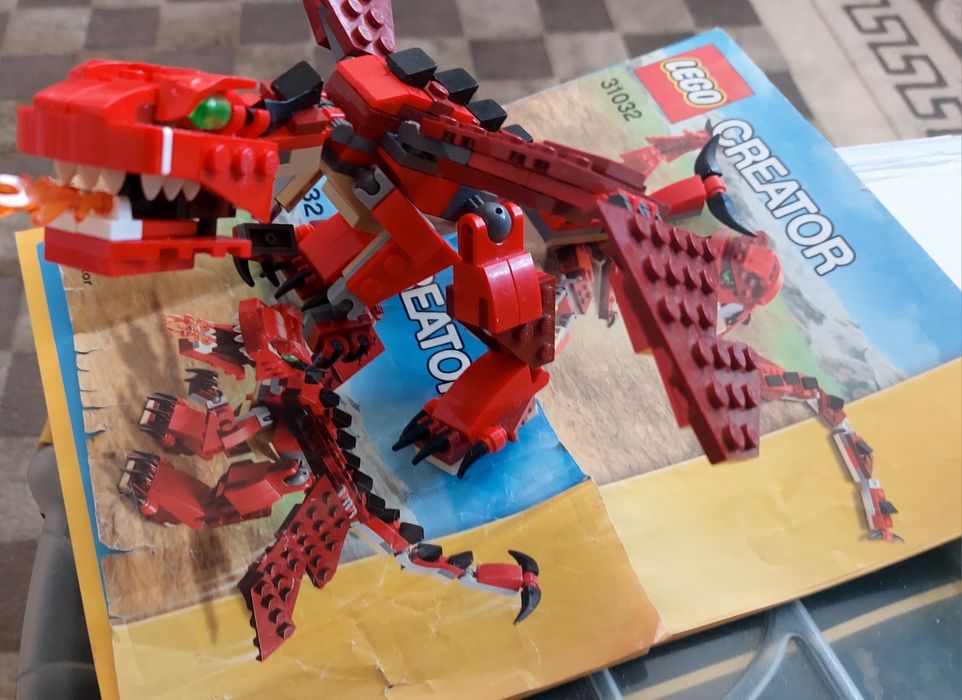 Подаю наборы lego chima
