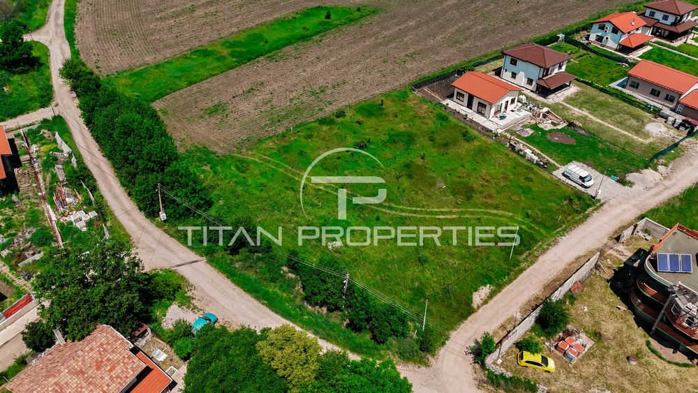 Продава се Парцел в с. Хераково, Област София-област - 767 кв.м за 94 €/кв.м - Снимка #3