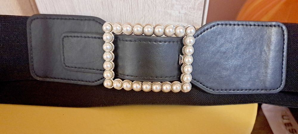 Дамски луксозни еластични колани