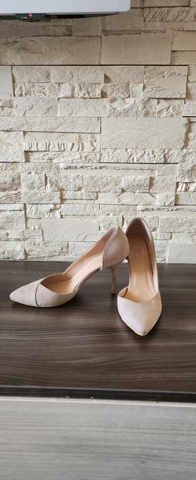 Италиански официални обувки 38 номер