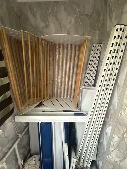 Продам Г-образный комплект торговых стеллажей для магазина