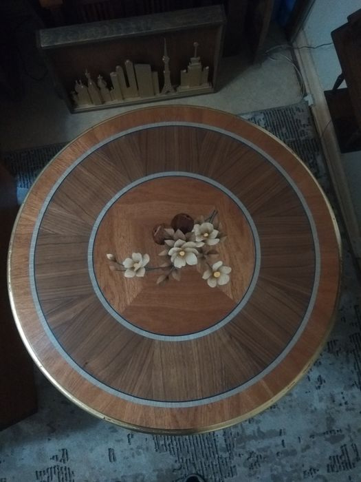 Столик десертный