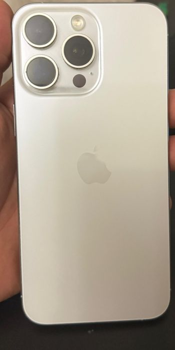 Обменяю iPhone 15 Pro Max 256 GB