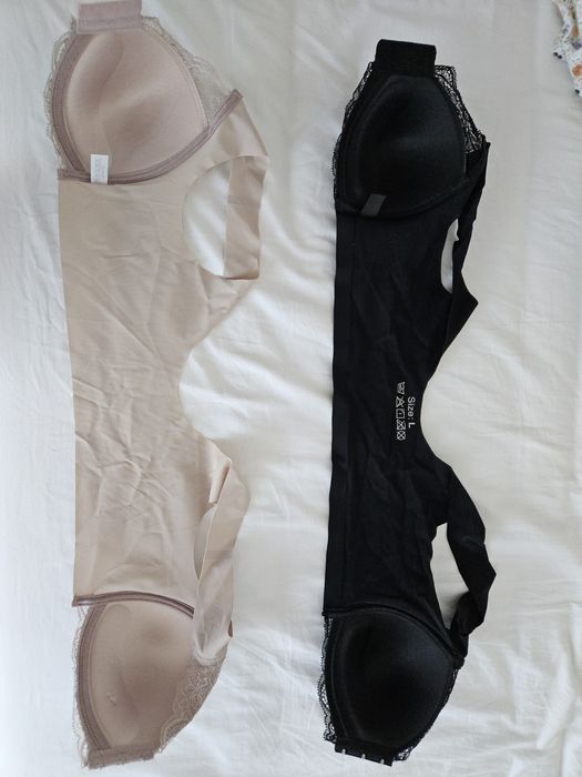 vând set de 2 sutiene cu închidere în față, tesătură respirabilă, L