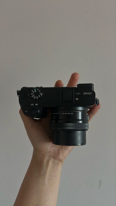Sony alpha 6400 camera