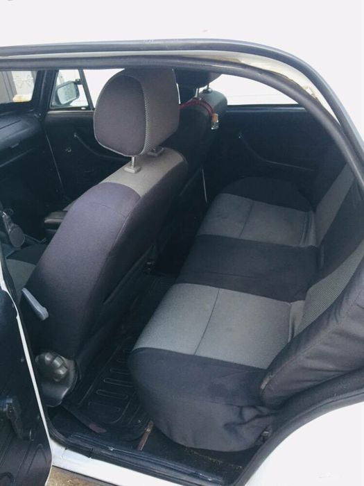Vaz 21011 sotiladi srocni