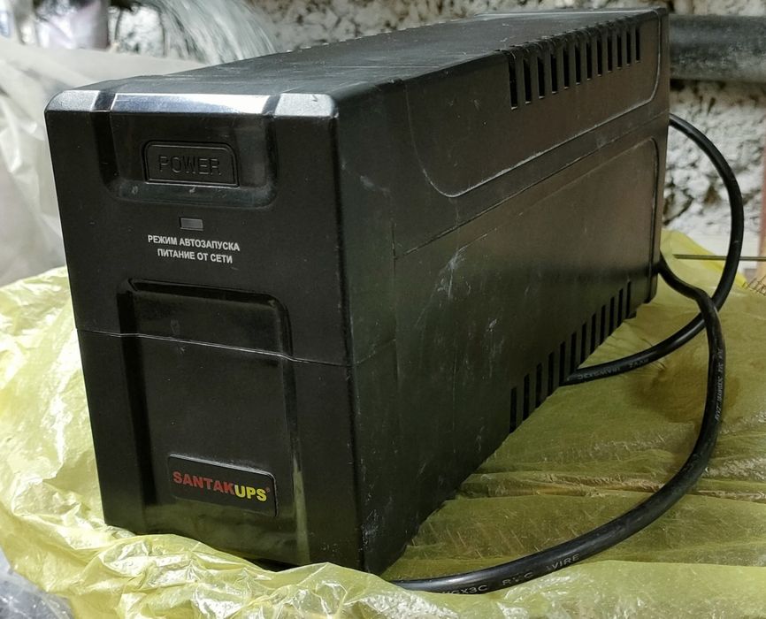 Продам УПС (Источник бесперебойного питания)