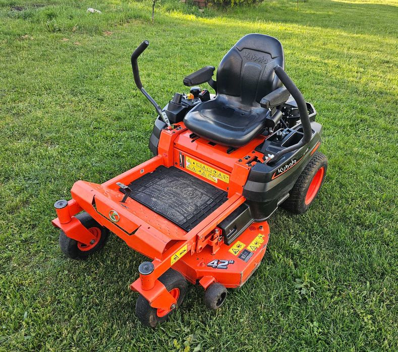 Тракторна Косачка KUBOTA.Z1 421. ПЕРФЕКТНА