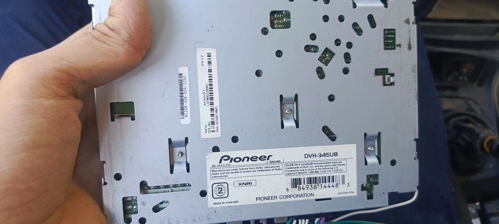 Pioneer orginal magnitafon sotiladi