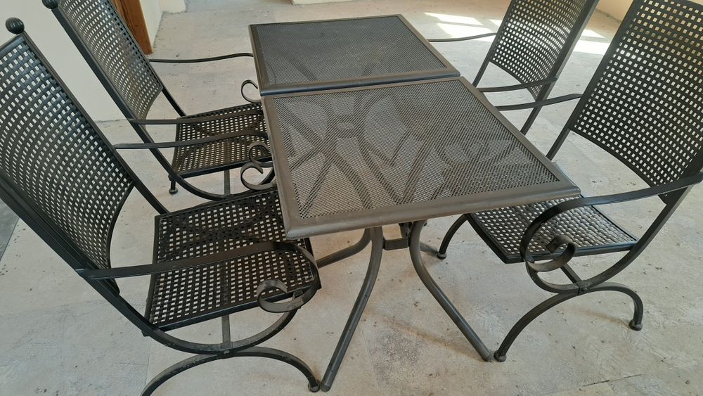 Mobilier terasa din fier forjat