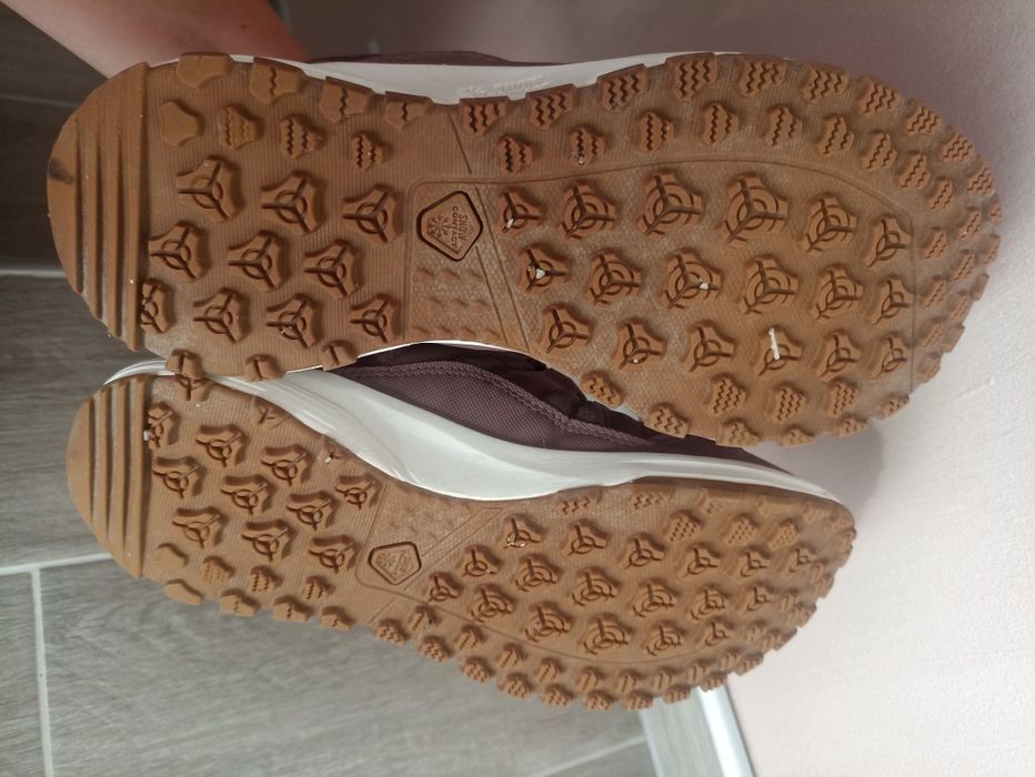 Дамски туристически обувки/боти Quechua Waterproof