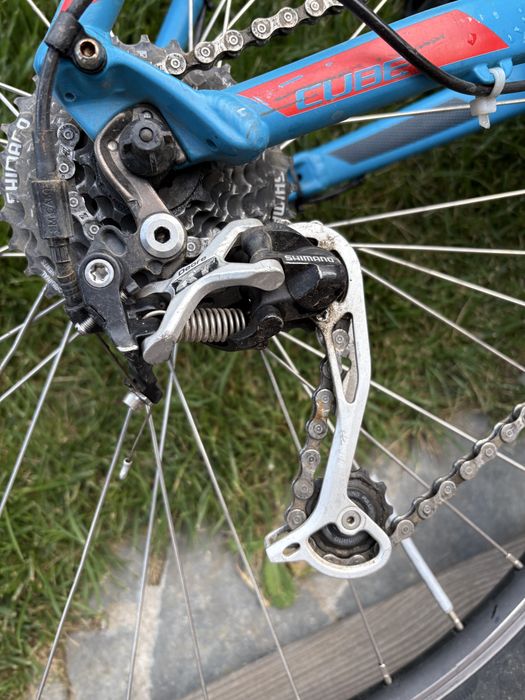 Cube, cadru M, roti 27,5, frane V Brake, 8x3 XT