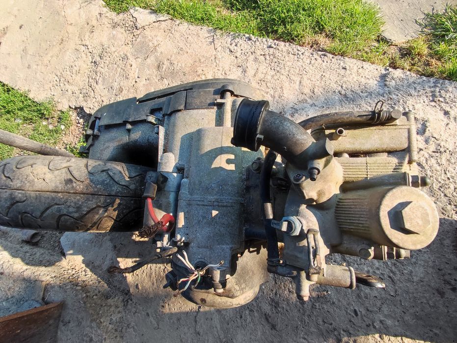 ATV 125 cm Și 2 Motoare De Scuter