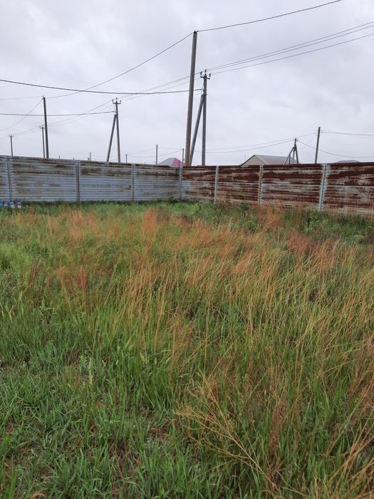 Земельный участок с постройкой