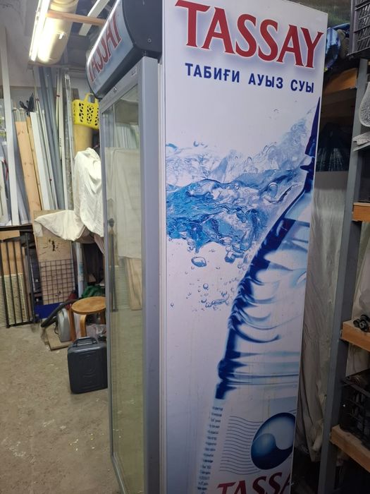 Продам холодильный шкаф