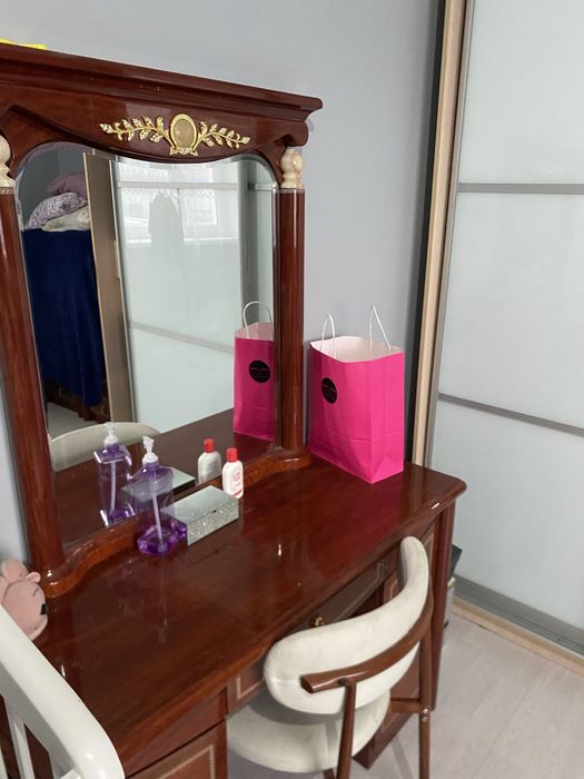 Мебель кровать из дерево