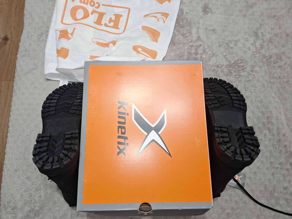 Нови мъжки зимни обувки, естественна кожа  43 номер, KINETIX