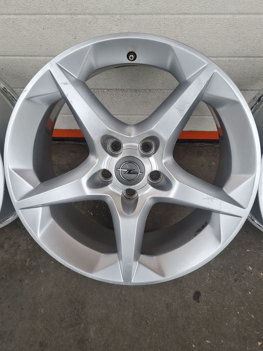 Оригинални джанти за ОПЕЛ OPEL R18 5x110 ET37 7.5J
