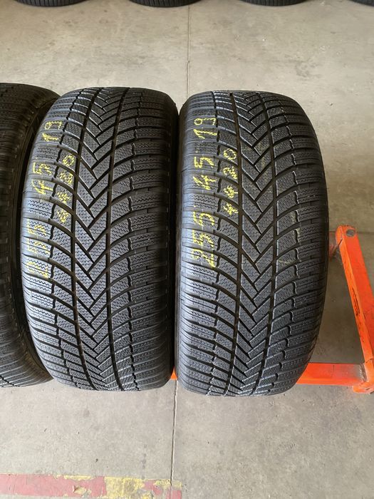 Anvelope iarna 255/45/19 Bridgestone Blizzak LM005 255 45 19 R19