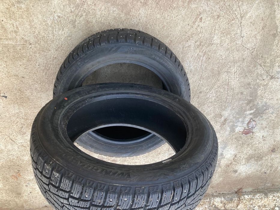 Продам шины R17 215/55