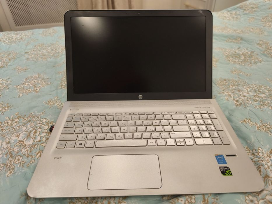 Ноутбук HP Envy 15