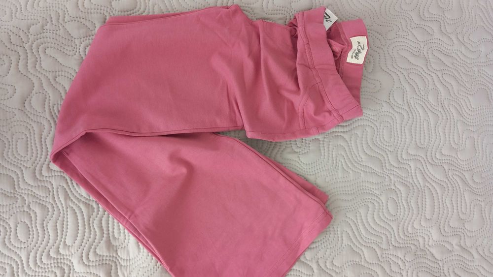 Клинчета и долнища в р-р 104, 152, 158, 164см.