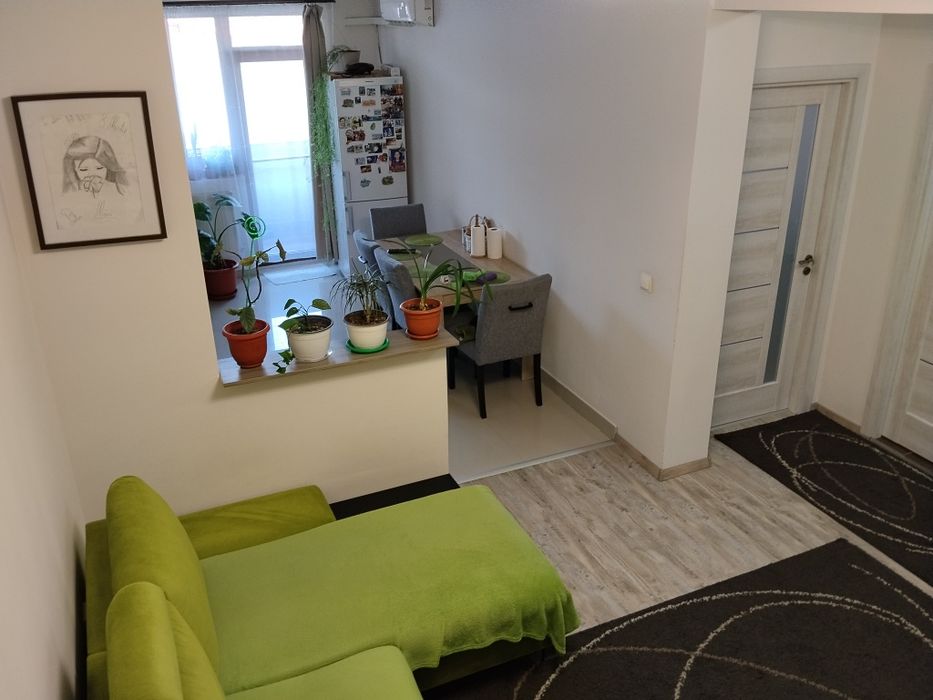 Vând apartament 2 camere