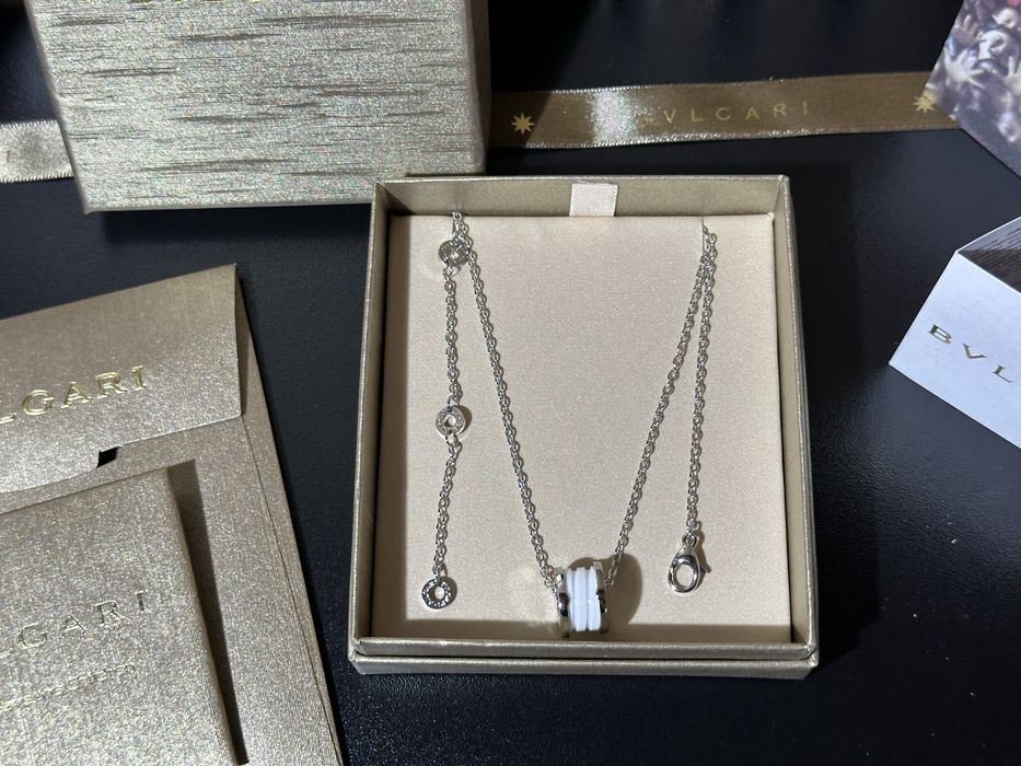 Чисто Ново Дамско Колие Bvlgari B.zero1 Save The Children с пълна опаковка