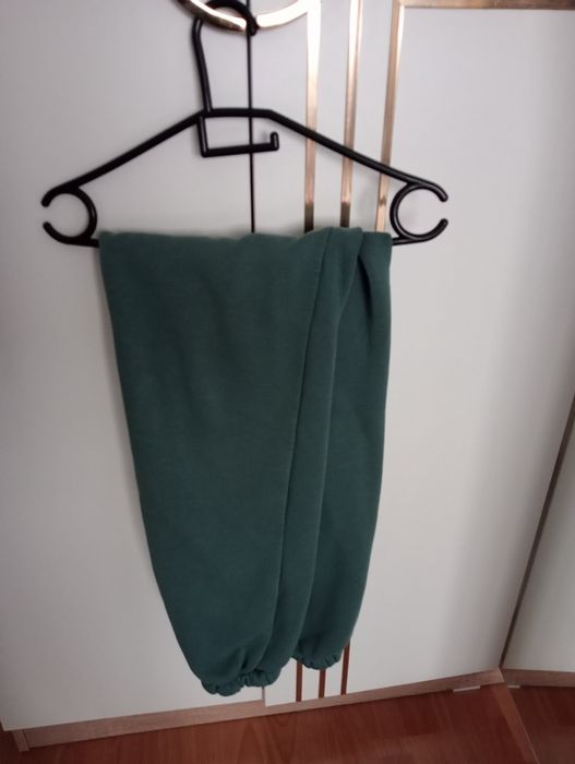 Таза киимдер бар