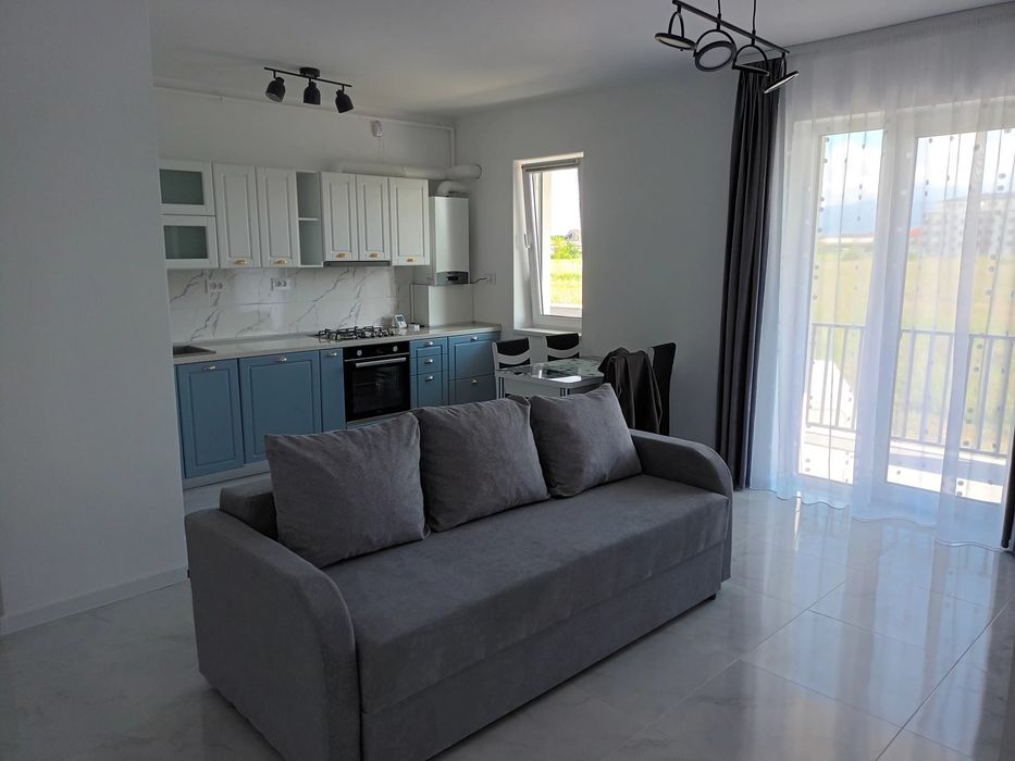 Inchiriez apartament 3 camere