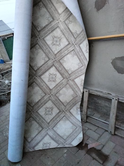 Ленолиум бу в отличном состояние