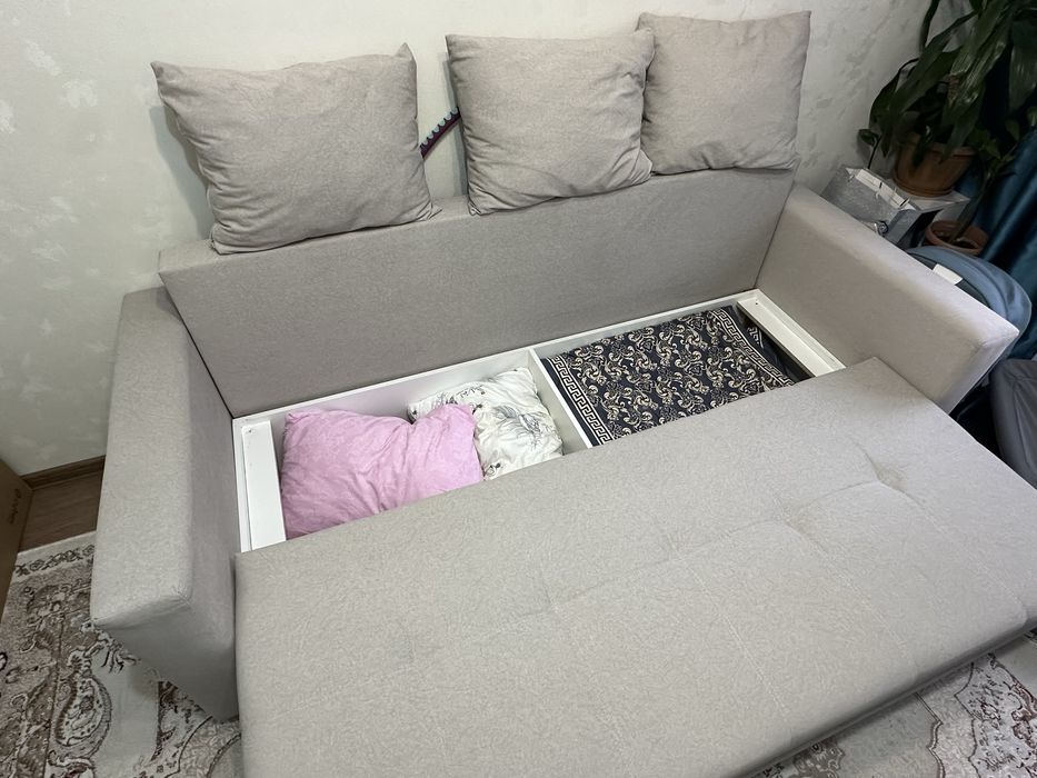 Продам ДИВАН 210х90