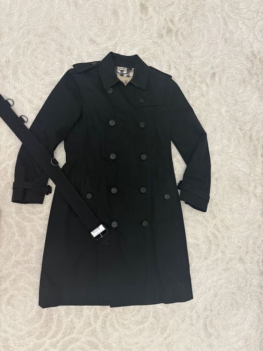 Черный тренч Burberry