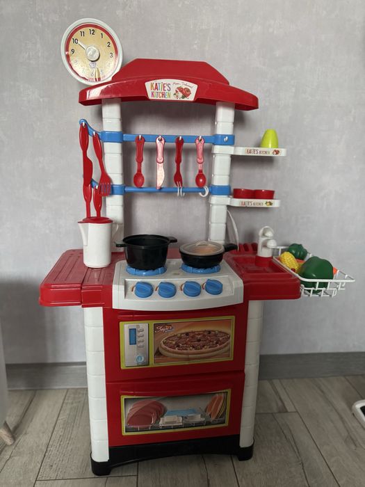 Продам кухню для ребёнка