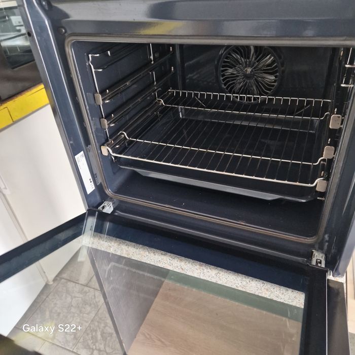 Фурна за вграждане BEKO