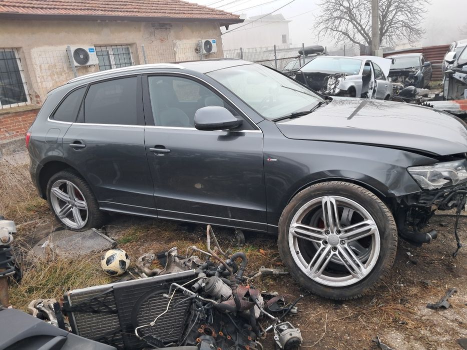 Audi Q5 3.0TDI АВТОМАТ S line