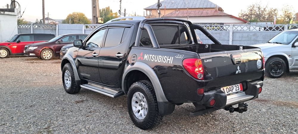 Mitsubishi L200 2.5 DIESEL 4x4 REDUCTOR  mic/MARE an 2007