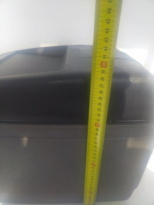 Авто хладилник indel B, с компресор SECOP, обем 31 литра
 цвят Черен/С