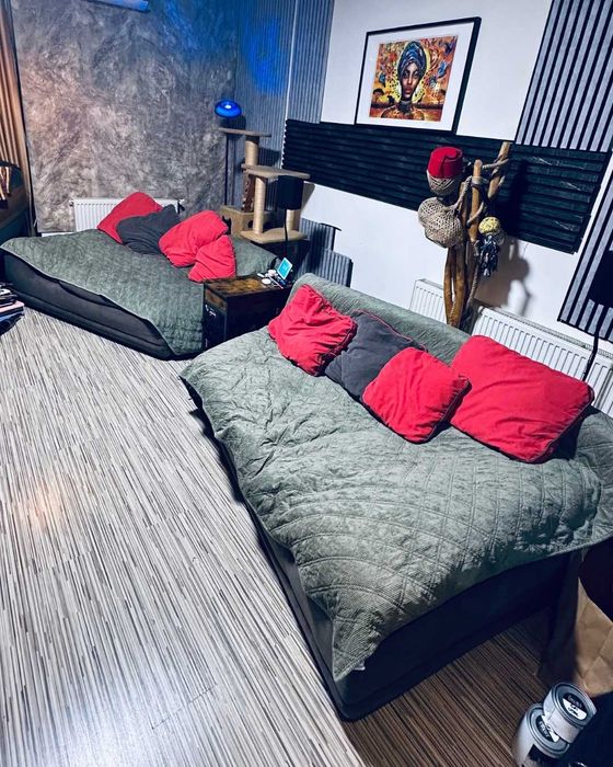 Canapea modulară super confortabilă (4 metri) + Perne și Pături incluse!