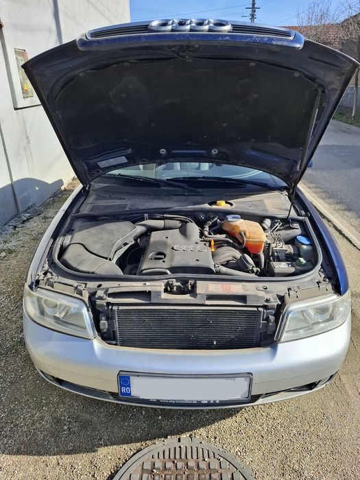 Vand Audi A4 1.6 2000