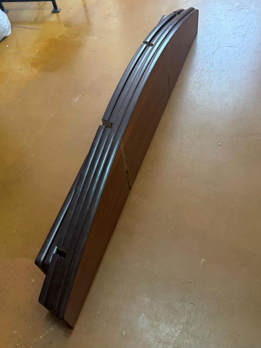 Продам настенную полочку