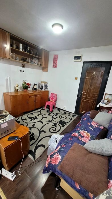 Garsoniera de vanzare