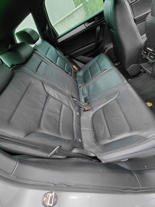 Dezmembrez vw touareg 3.0 7p cjma  crca